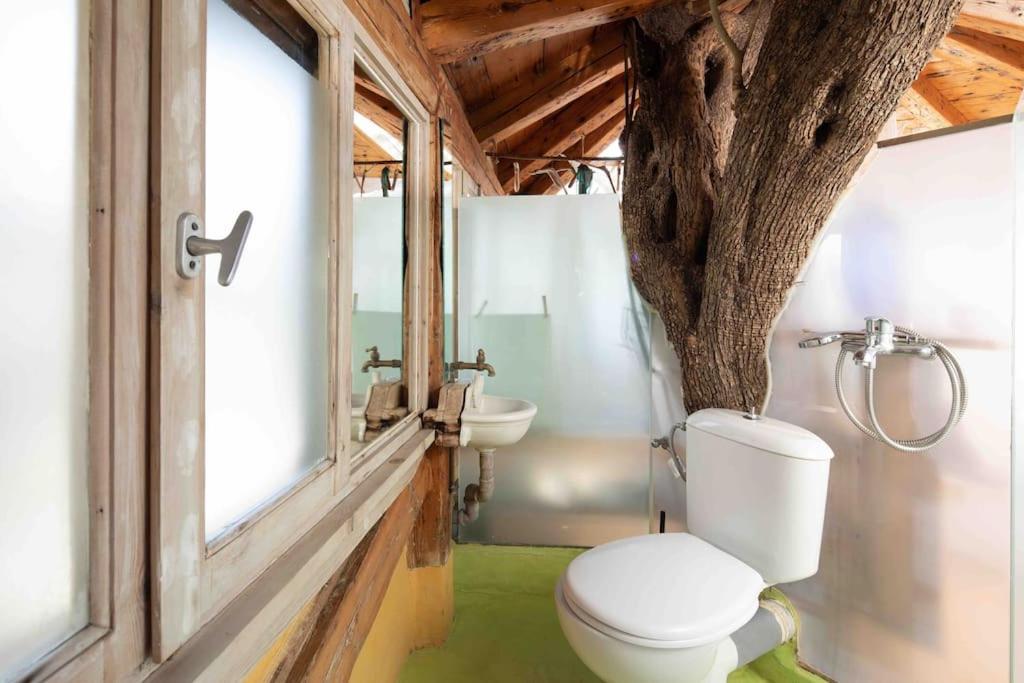 Margaritis'S Treehouse Villa Paramonas  Eksteriør bilde