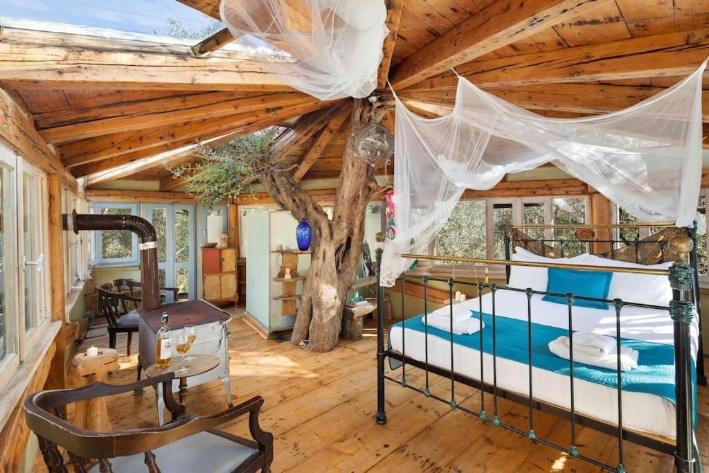 Margaritis'S Treehouse Villa Paramonas  Eksteriør bilde